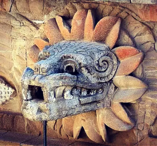 La serpiente emplumada